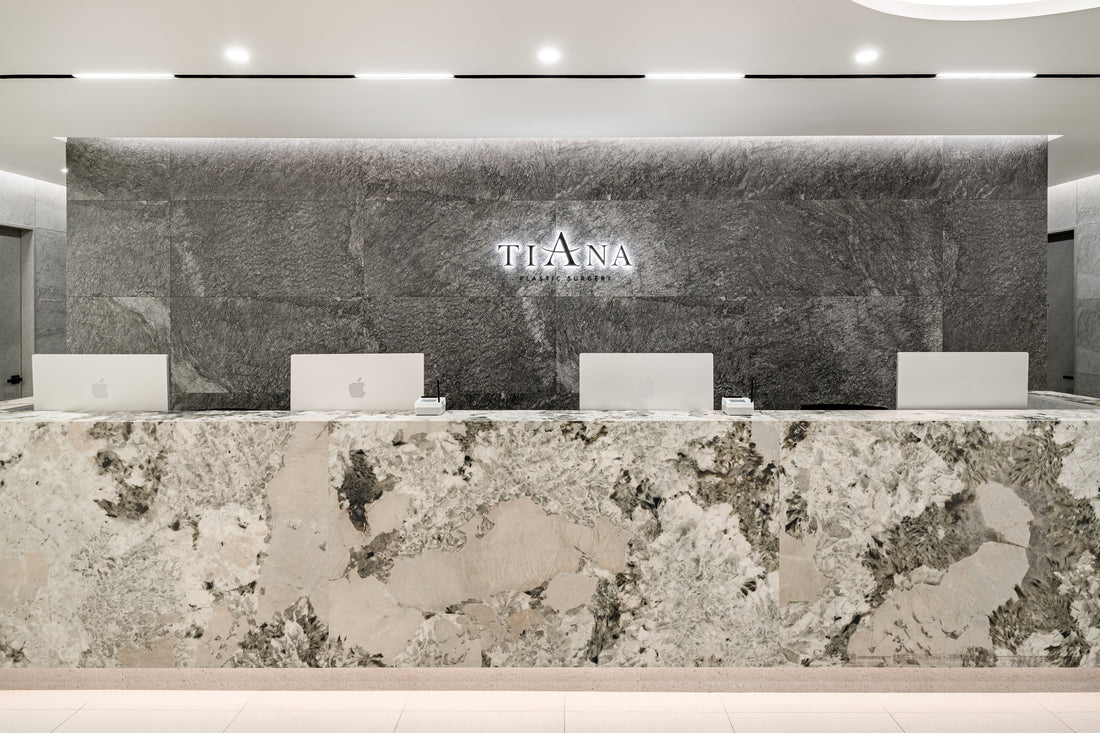 Tiana Plastic Surgery Desk Image