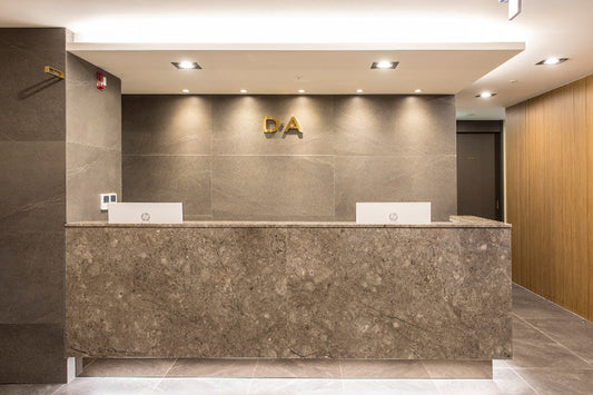 da plastic surgery desk image